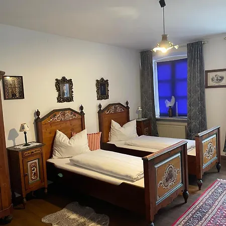 Il Castello فندق Haiming